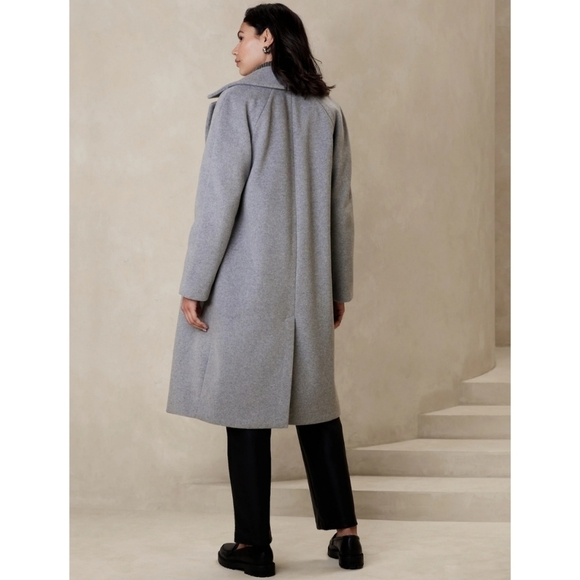 Banana Republic Factory faux alpaca coat - Picture 3 of 8